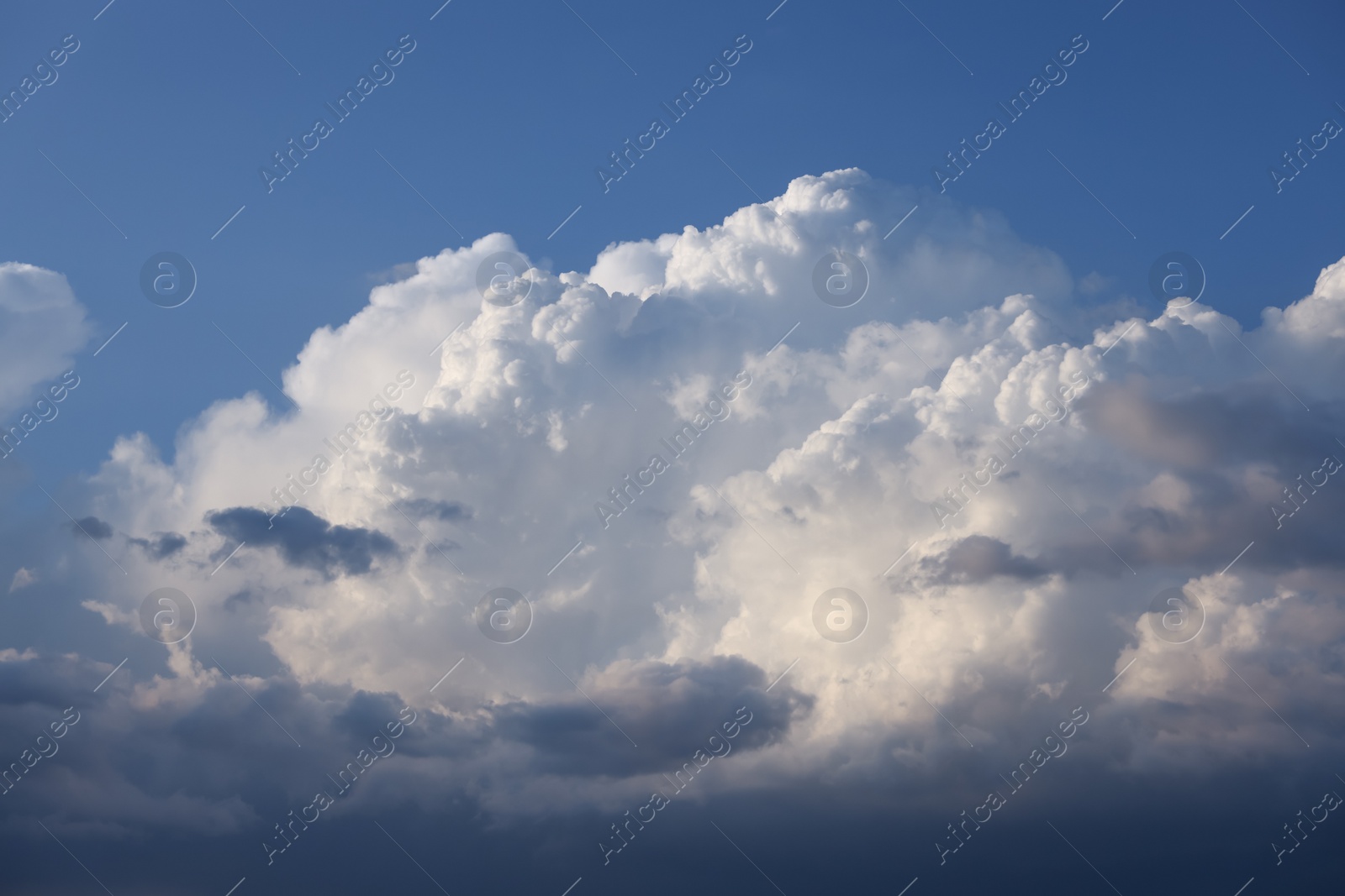 Photo of Picturesque view of beautiful blue sky with fluffy white clouds