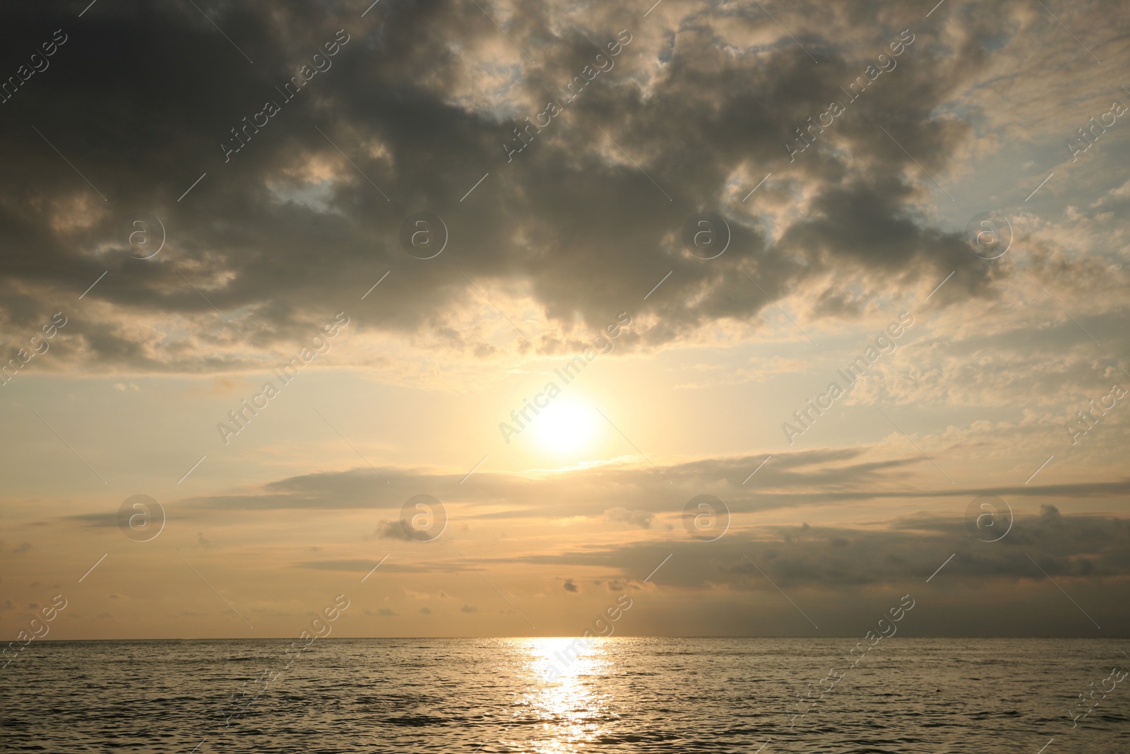 Photo of Picturesque view of sky with beautiful clouds over sea