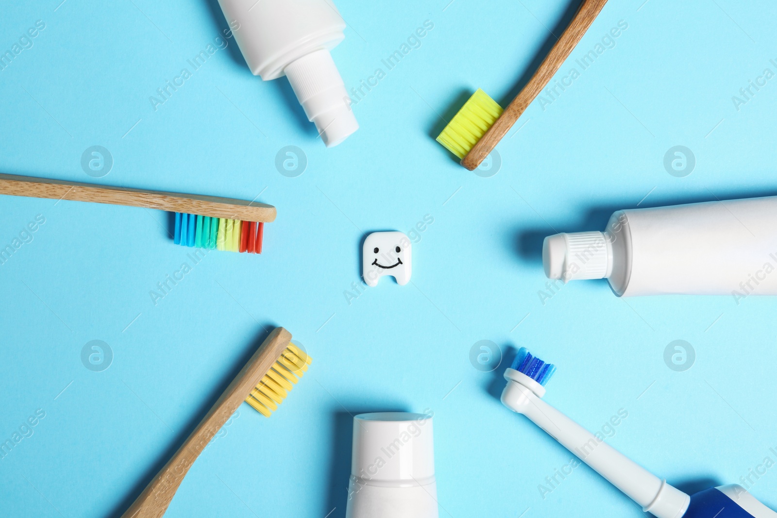 Photo of Flat lay composition with items for mouth and teeth care on color background