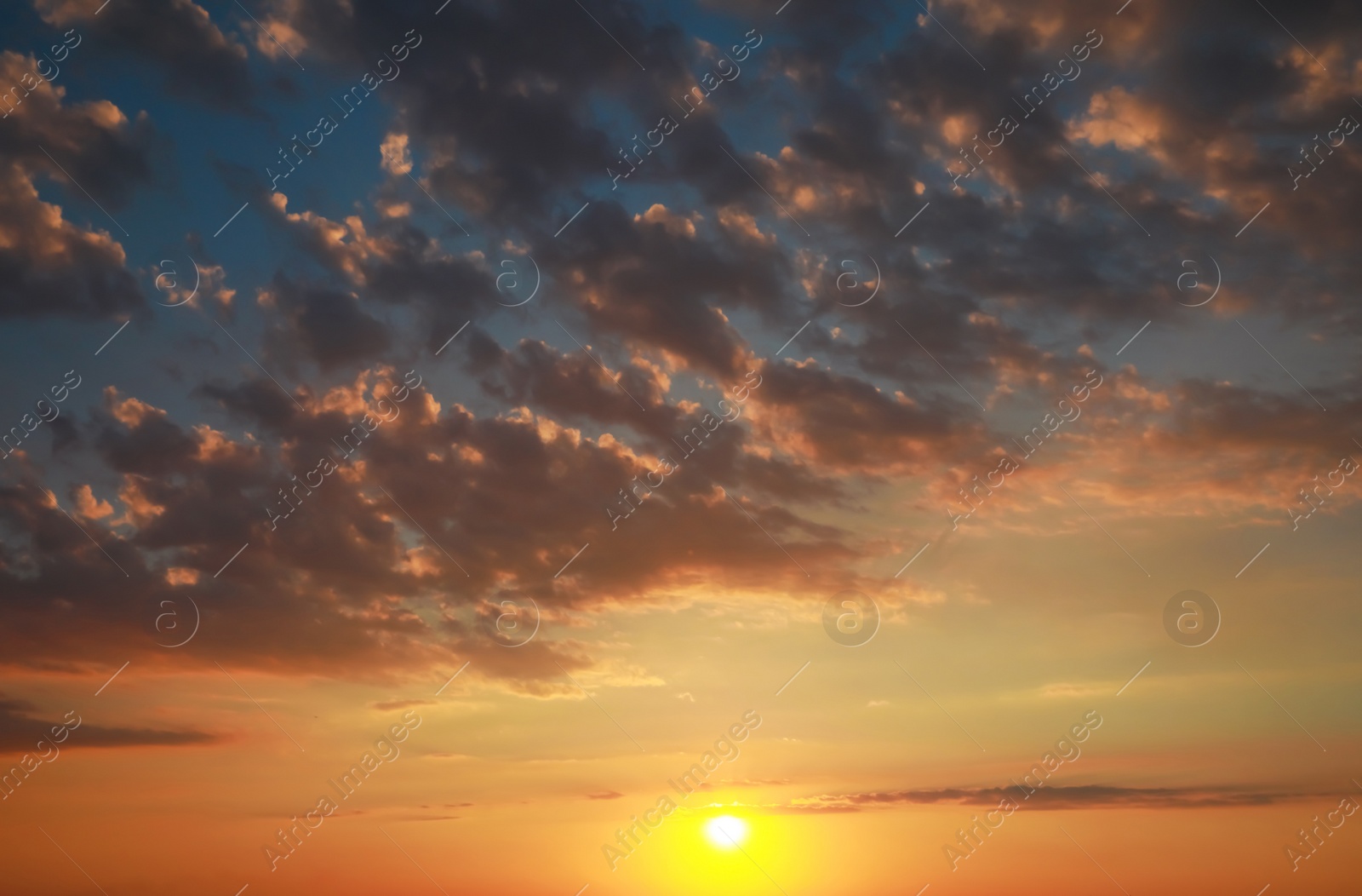 Photo of Picturesque view of beautiful sky with clouds at sunset