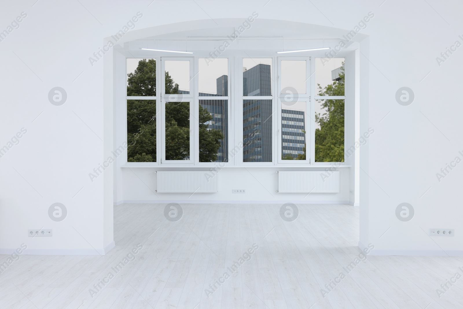 Photo of Beautiful window in spacious room during repair