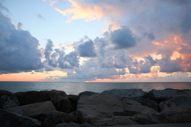 Picturesque view of sky with beautiful clouds over sea