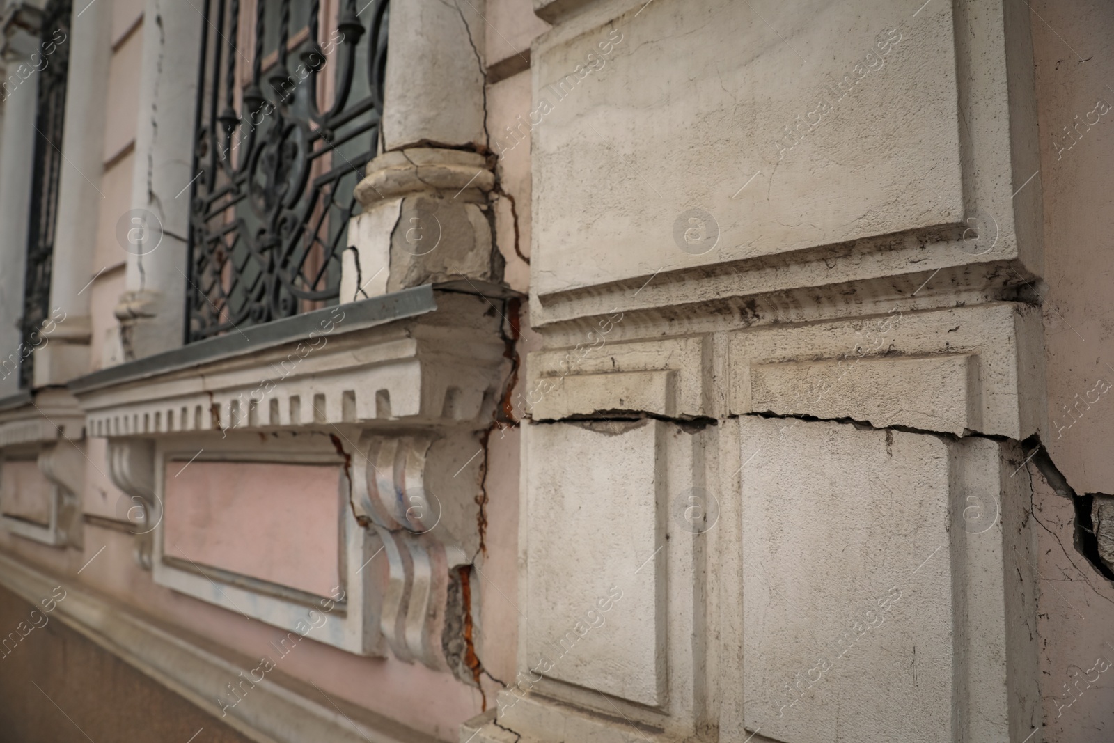 Photo of Large cracks on front of building after strong earthquake