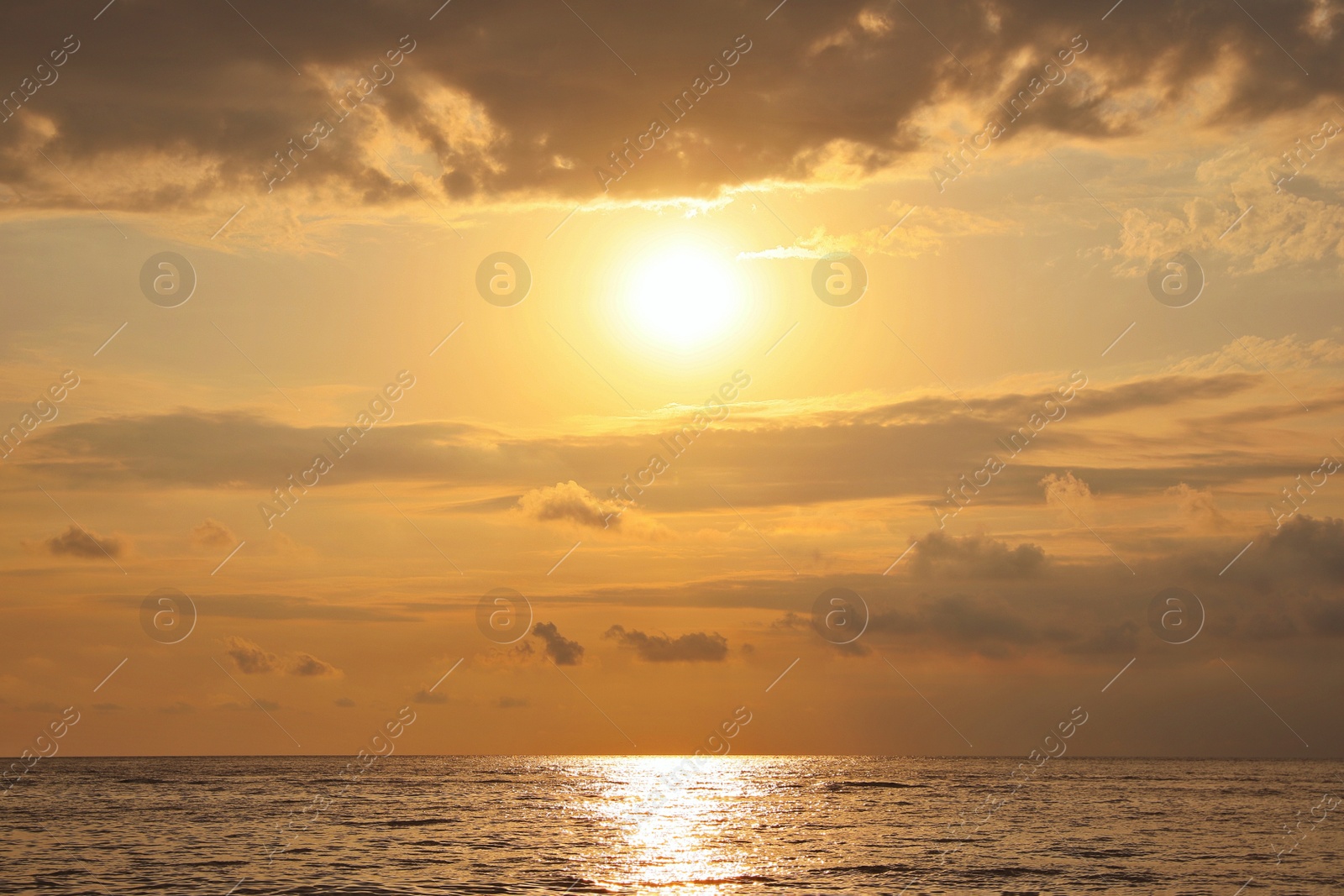 Photo of Picturesque view of sky with beautiful clouds over sea