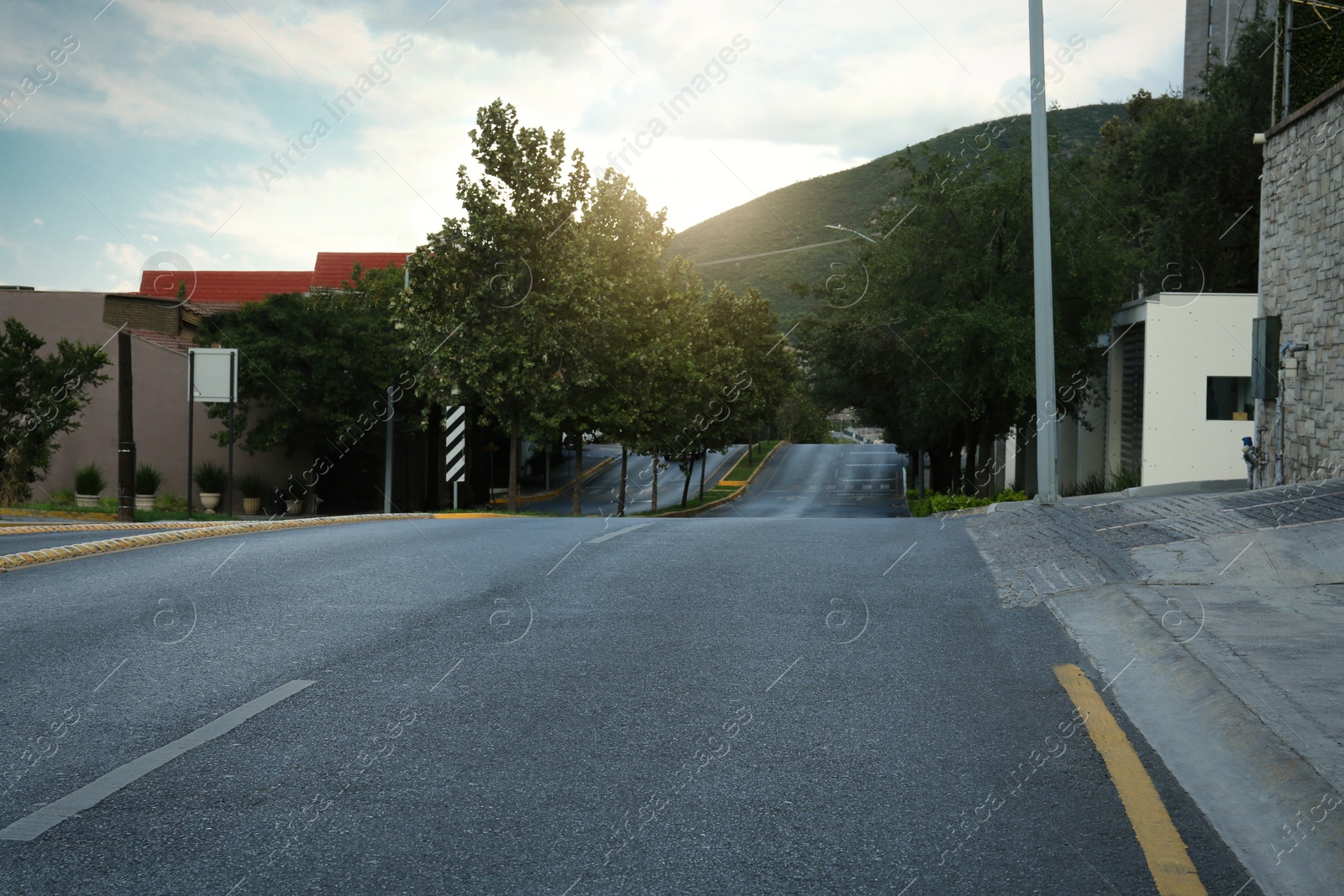 Photo of View of empty asphalt highway outdoors. City street