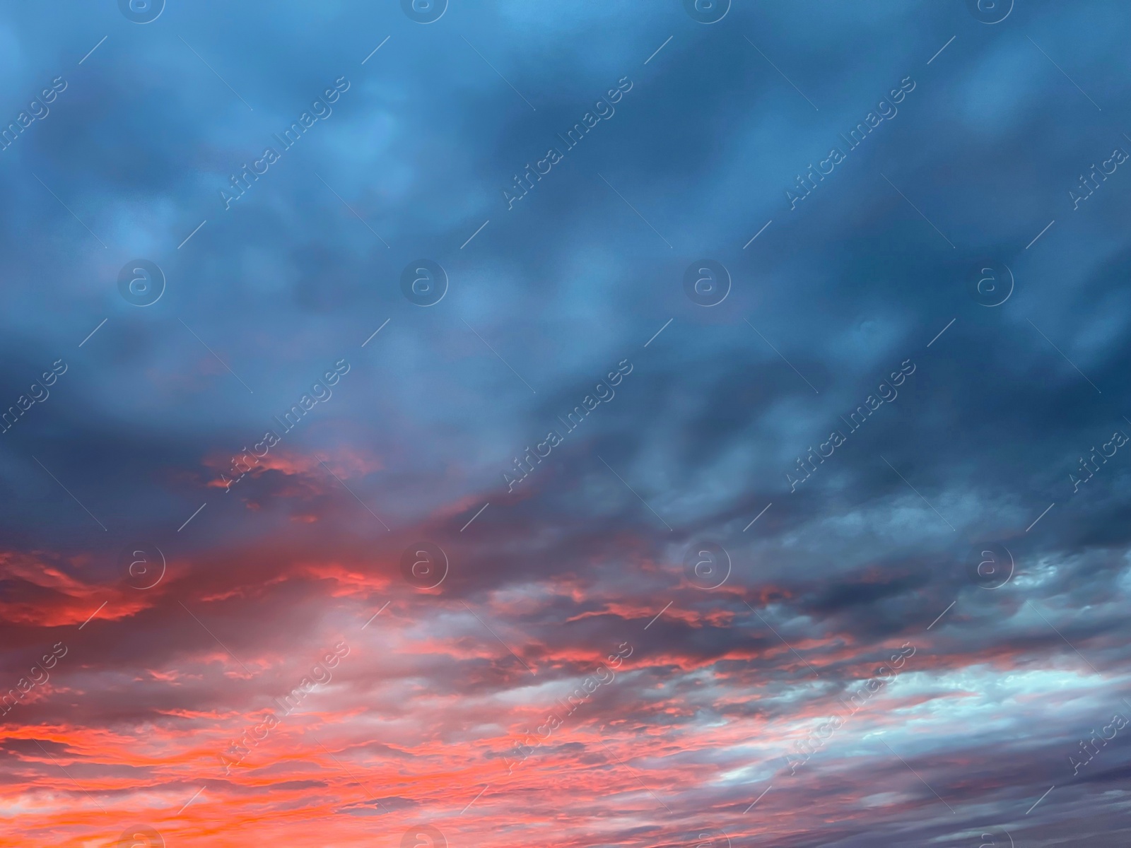 Photo of Picturesque view of beautiful sky at sunset