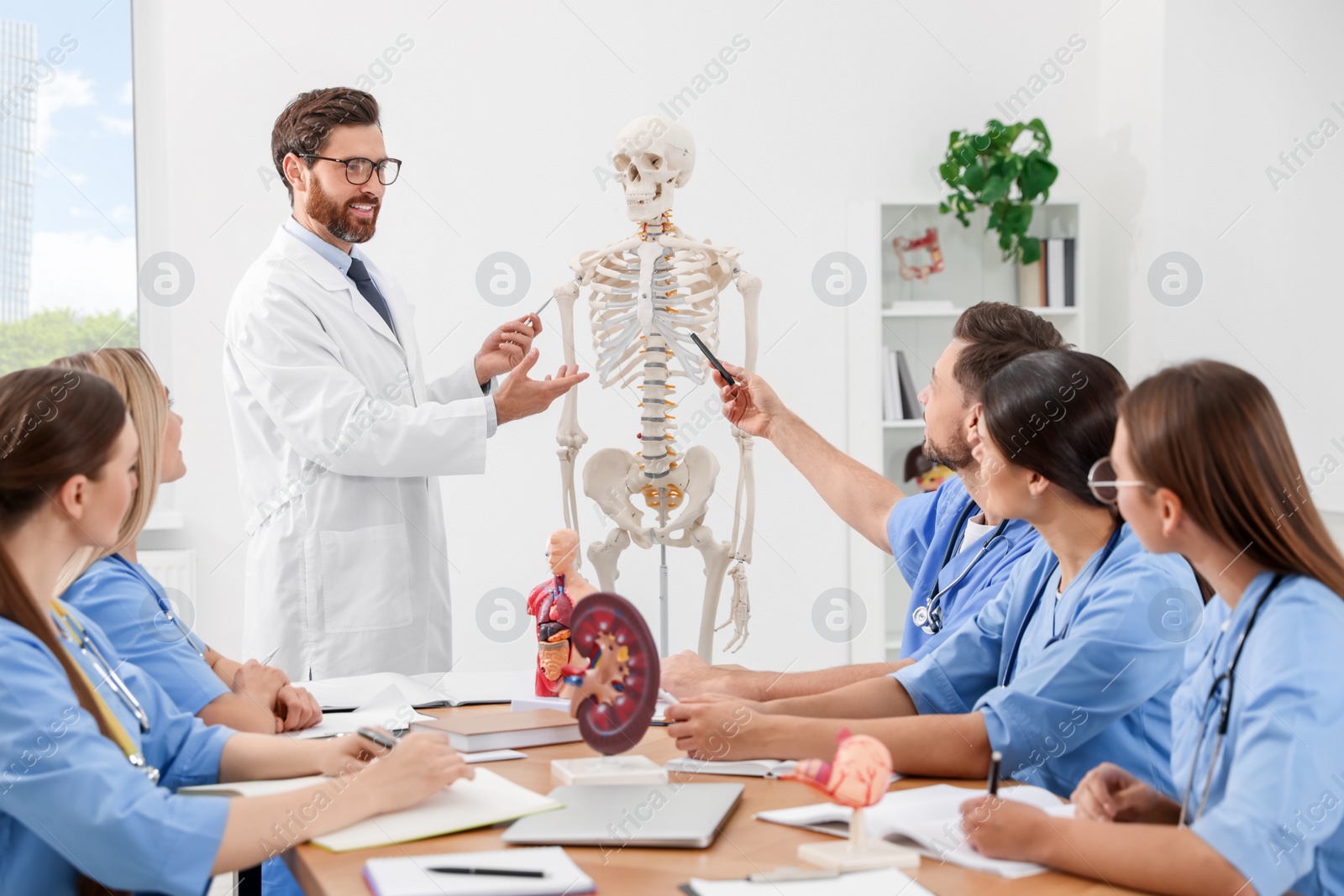 Photo of Doctor giving lecture for interns in university