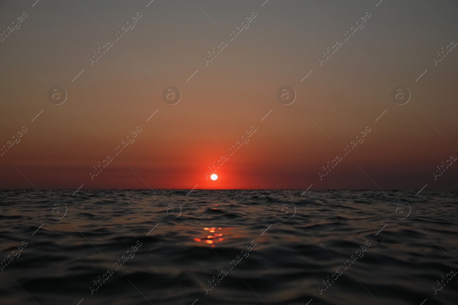 Photo of Picturesque view of beautiful sea at sunset