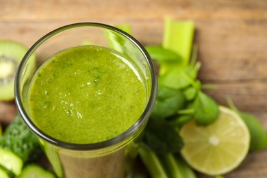 Delicious fresh green juice in glass, closeup