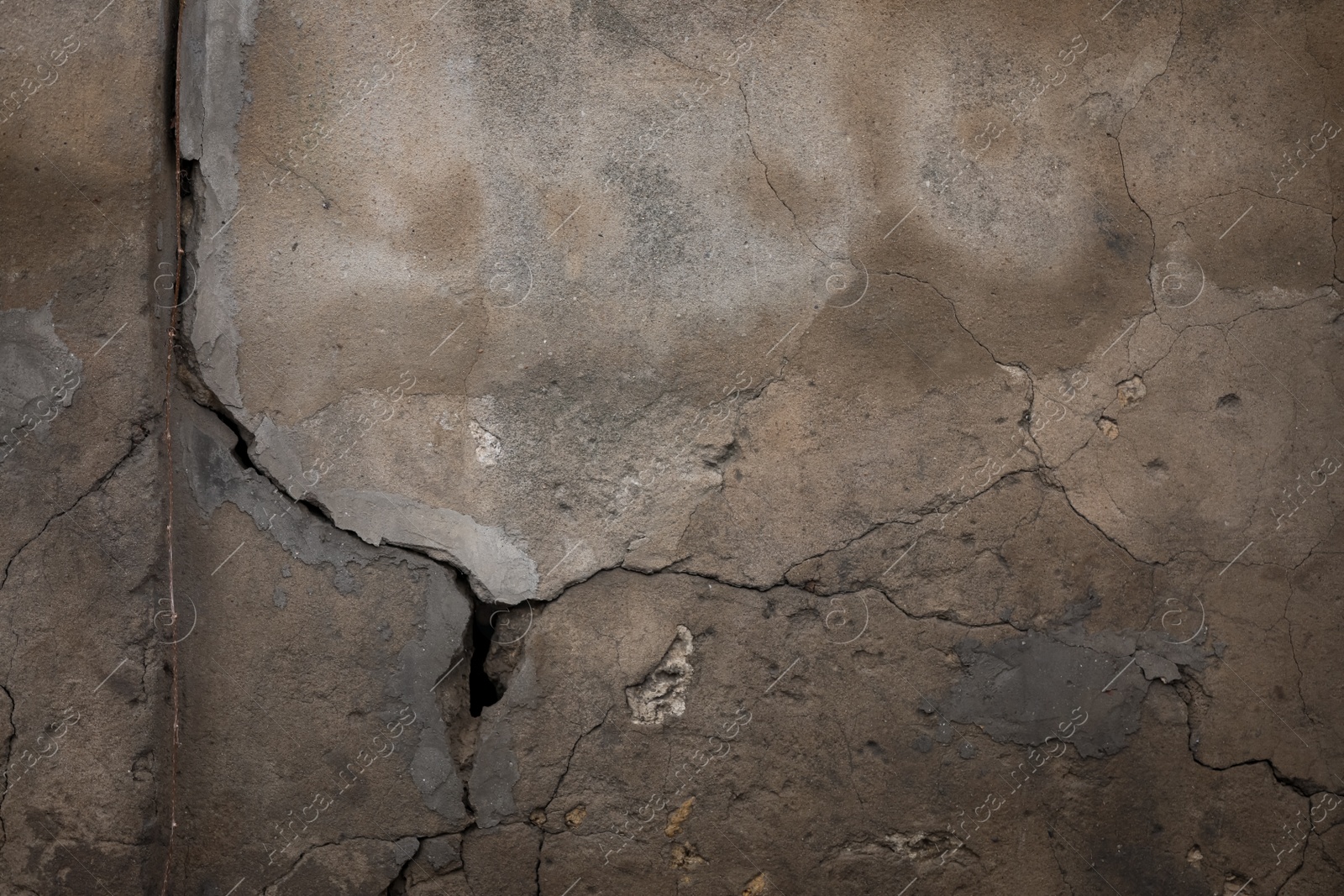 Photo of Large cracks on side of building after strong earthquake