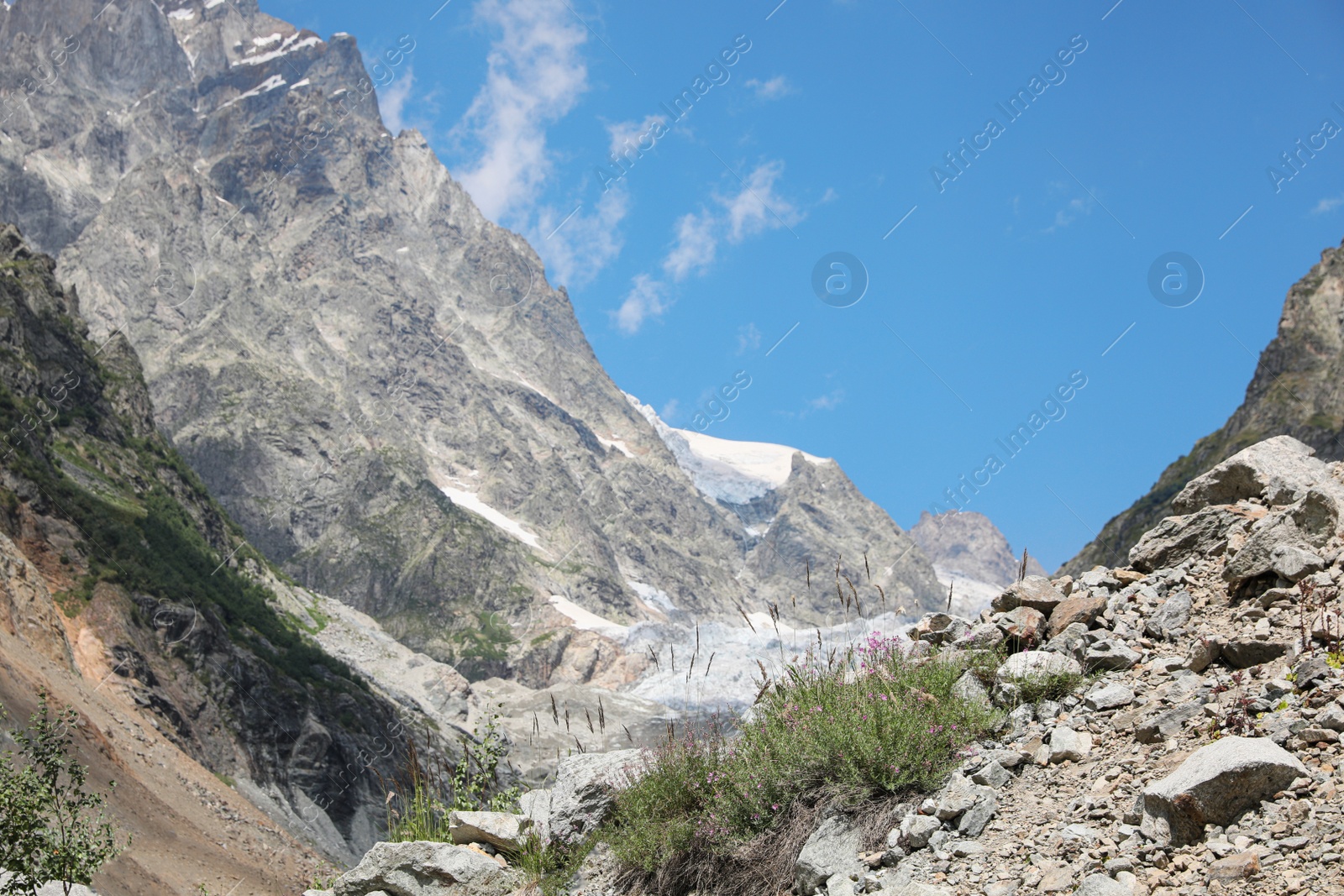 Photo of Picturesque view of beautiful rocky mountain landscape