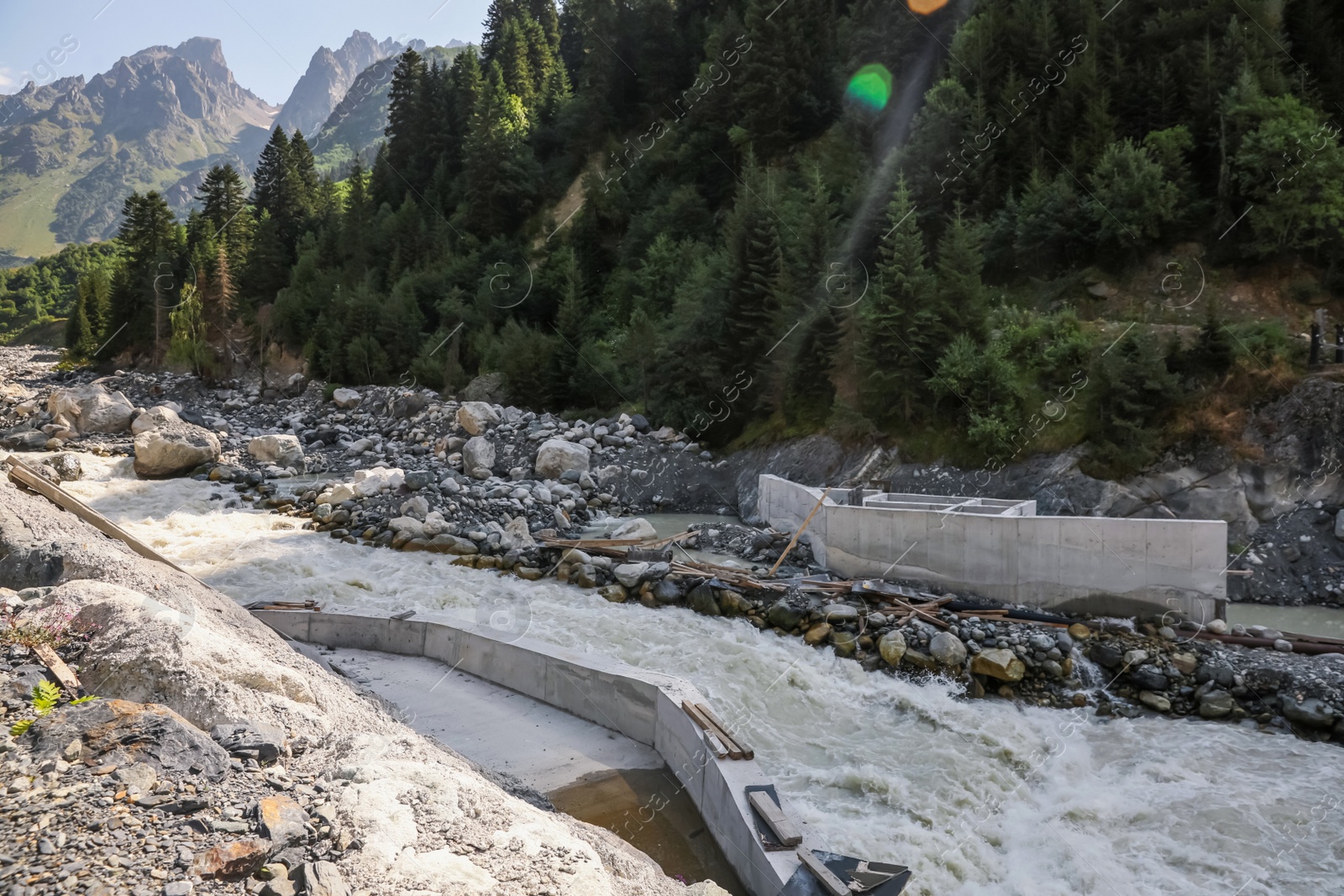 Photo of Picturesque view of beautiful river in mountains