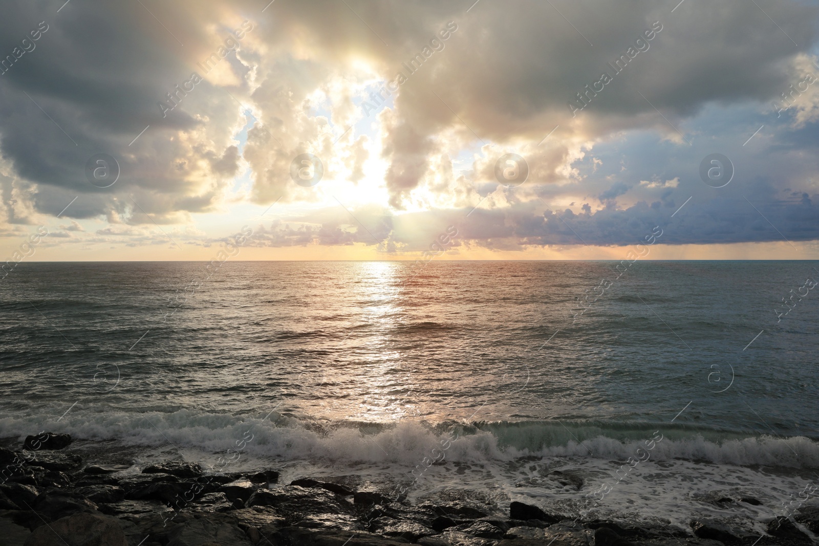 Photo of Picturesque view of sky with beautiful clouds over sea