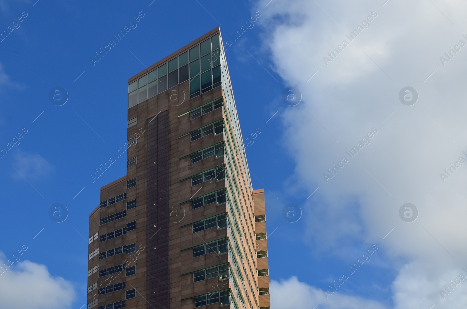 Photo of Exterior of beautiful building against blue sky, low angle view