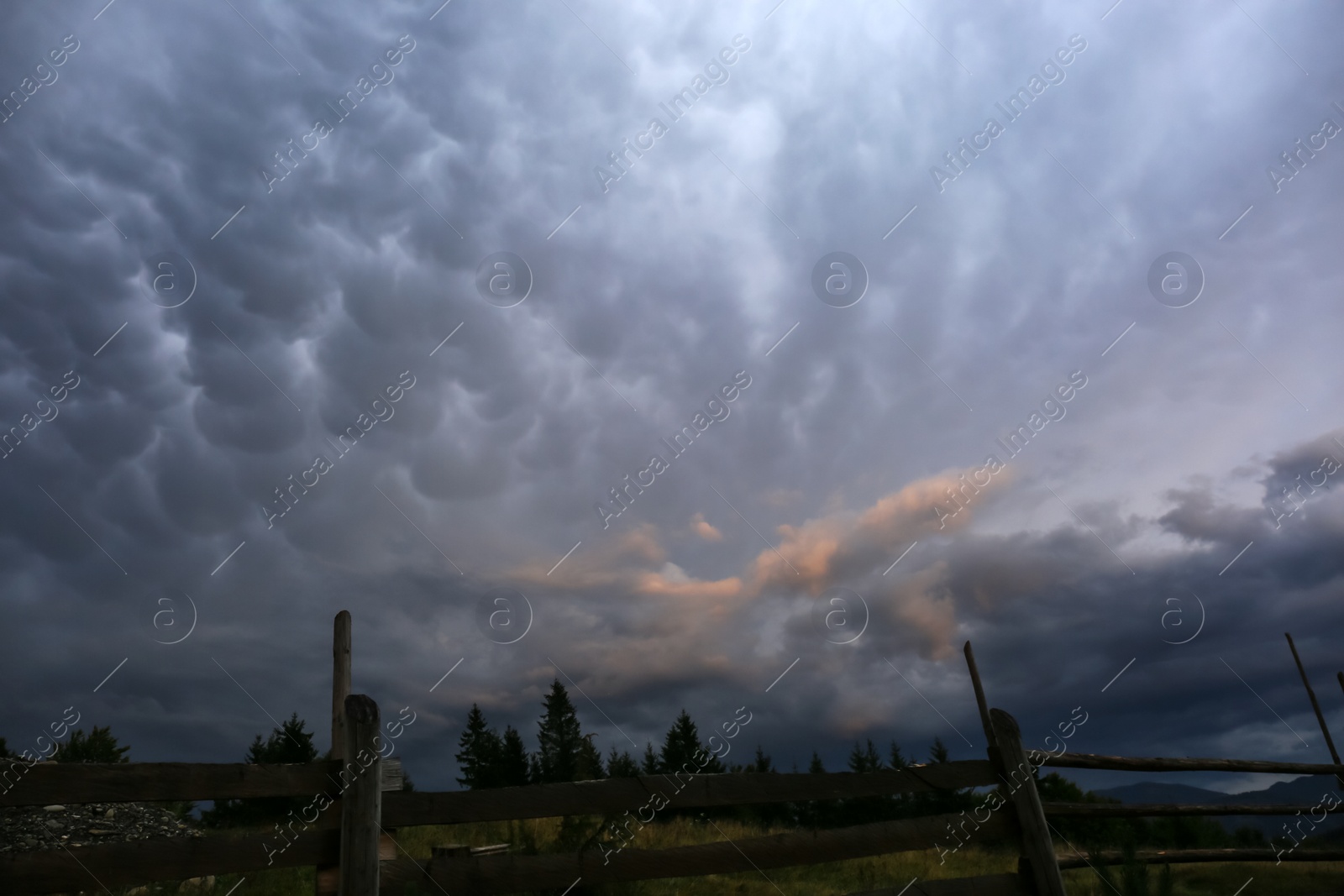 Photo of Picturesque view of cloudy sky over beautiful landscape