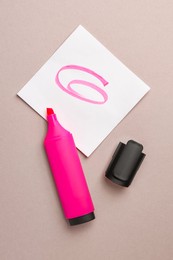 Photo of Bright pink marker and sticky note on light grey background, flat lay