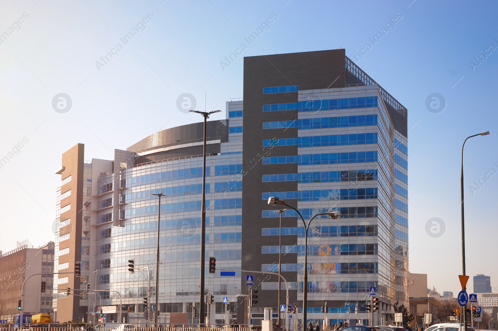 Photo of View of cityscape with modern buildings on sunny day