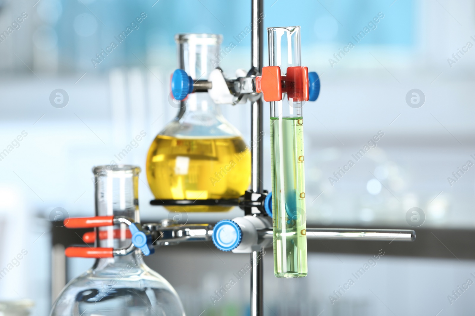 Image of Laboratory clamp stand with glassware, closeup view