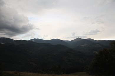 Photo of Picturesque view of cloudy sky over mountains