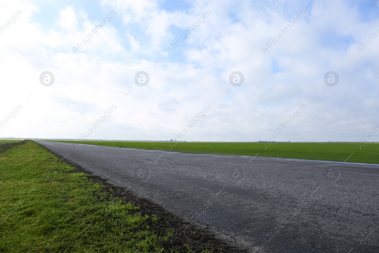 Photo of Beautiful view of asphalt highway without transport