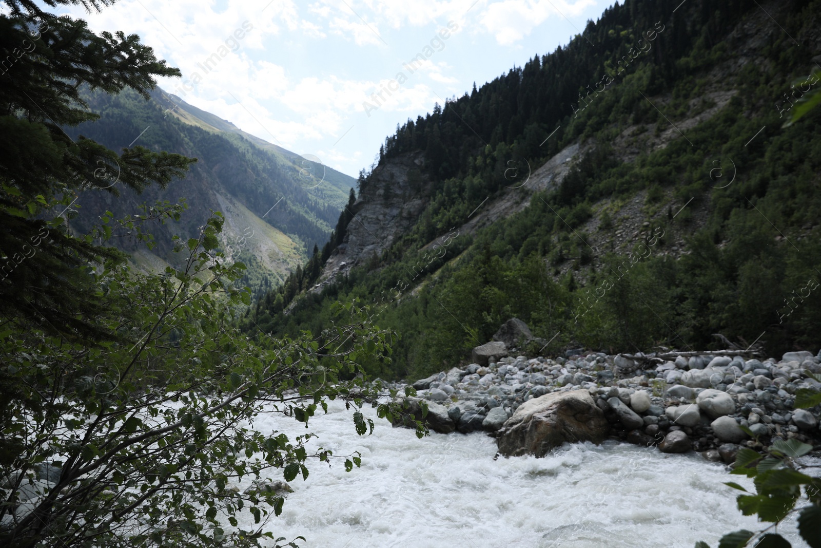 Photo of Picturesque view of beautiful river in mountains