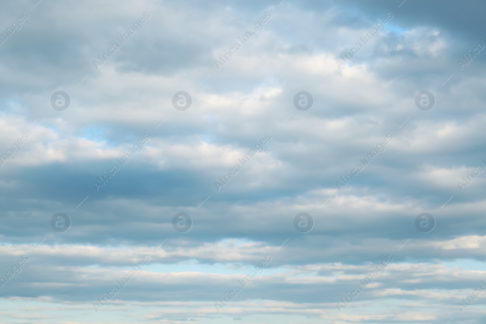 Photo of Picturesque view of blue sky with clouds