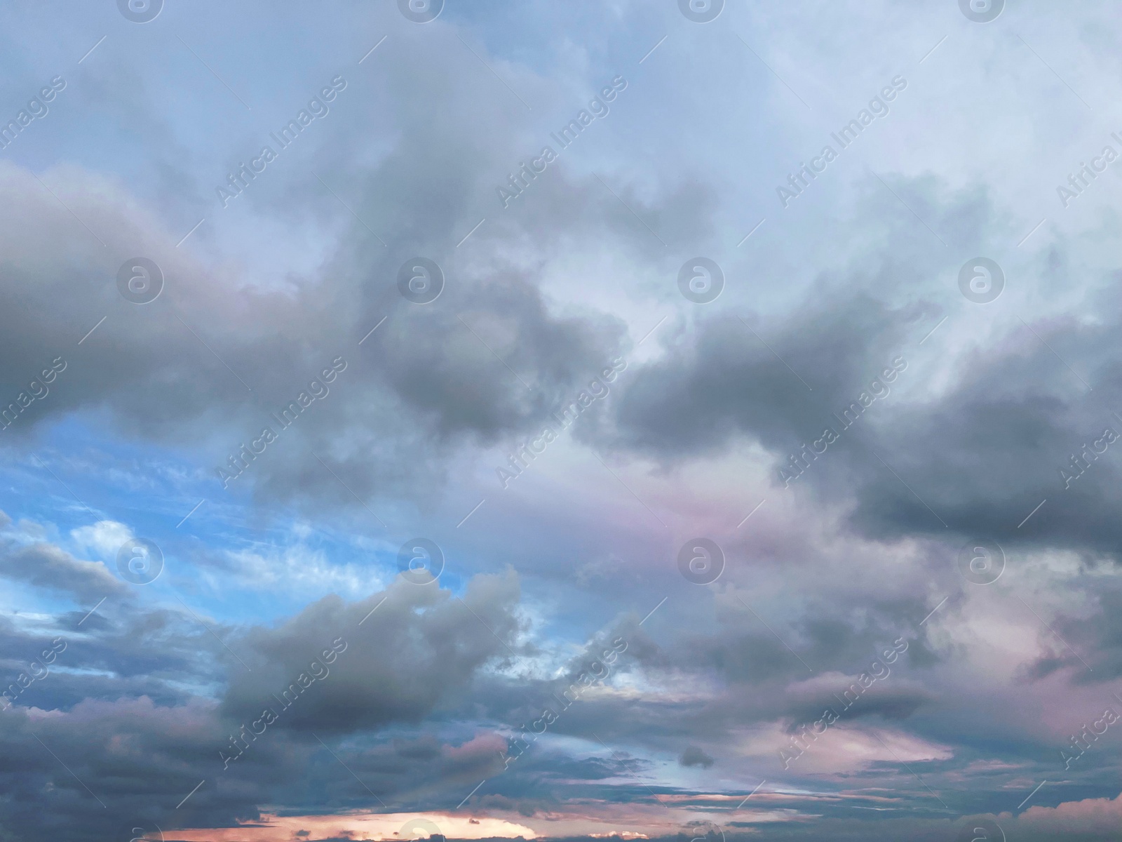 Photo of Picturesque view of blue sky with clouds