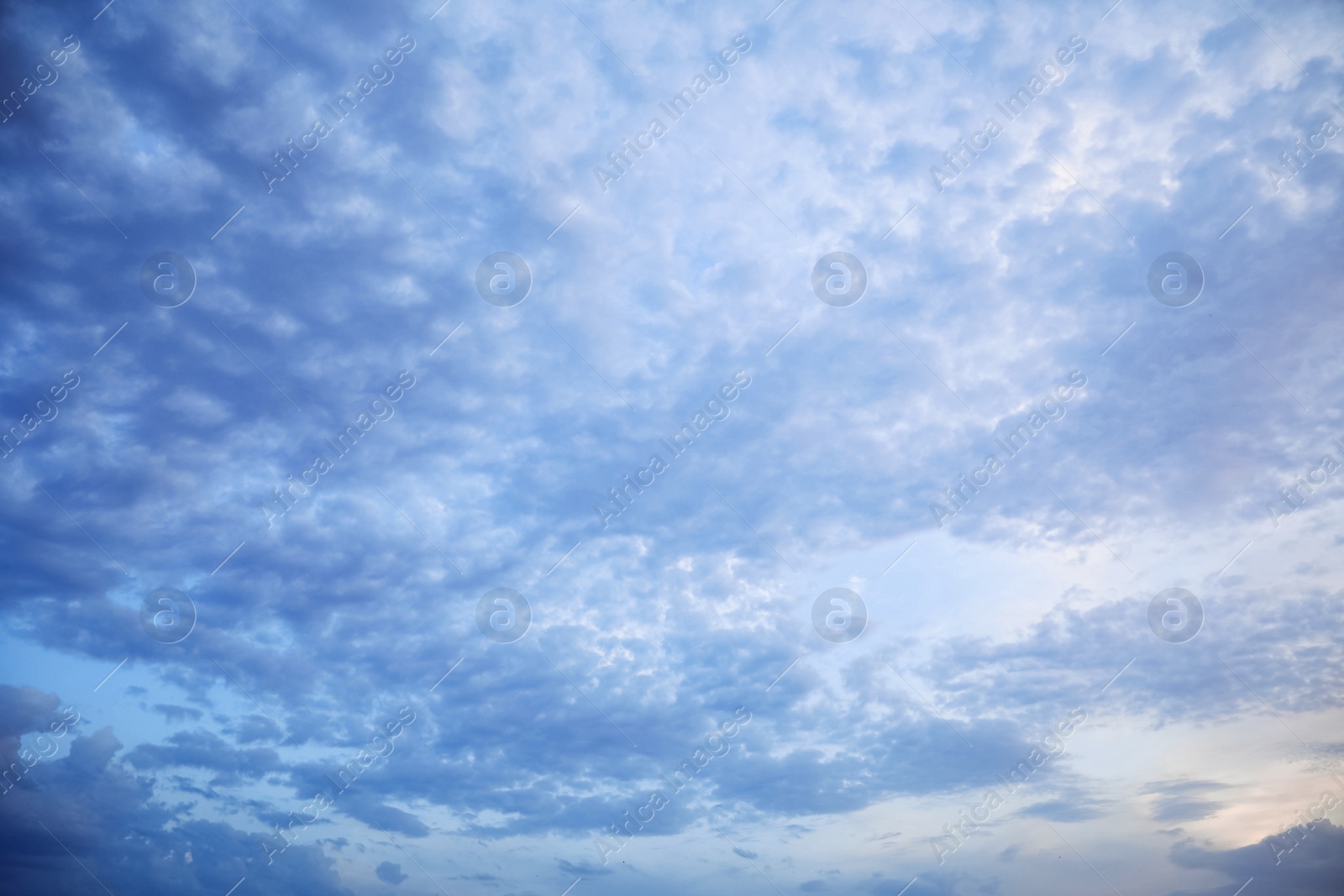 Photo of Picturesque view of beautiful sky in evening