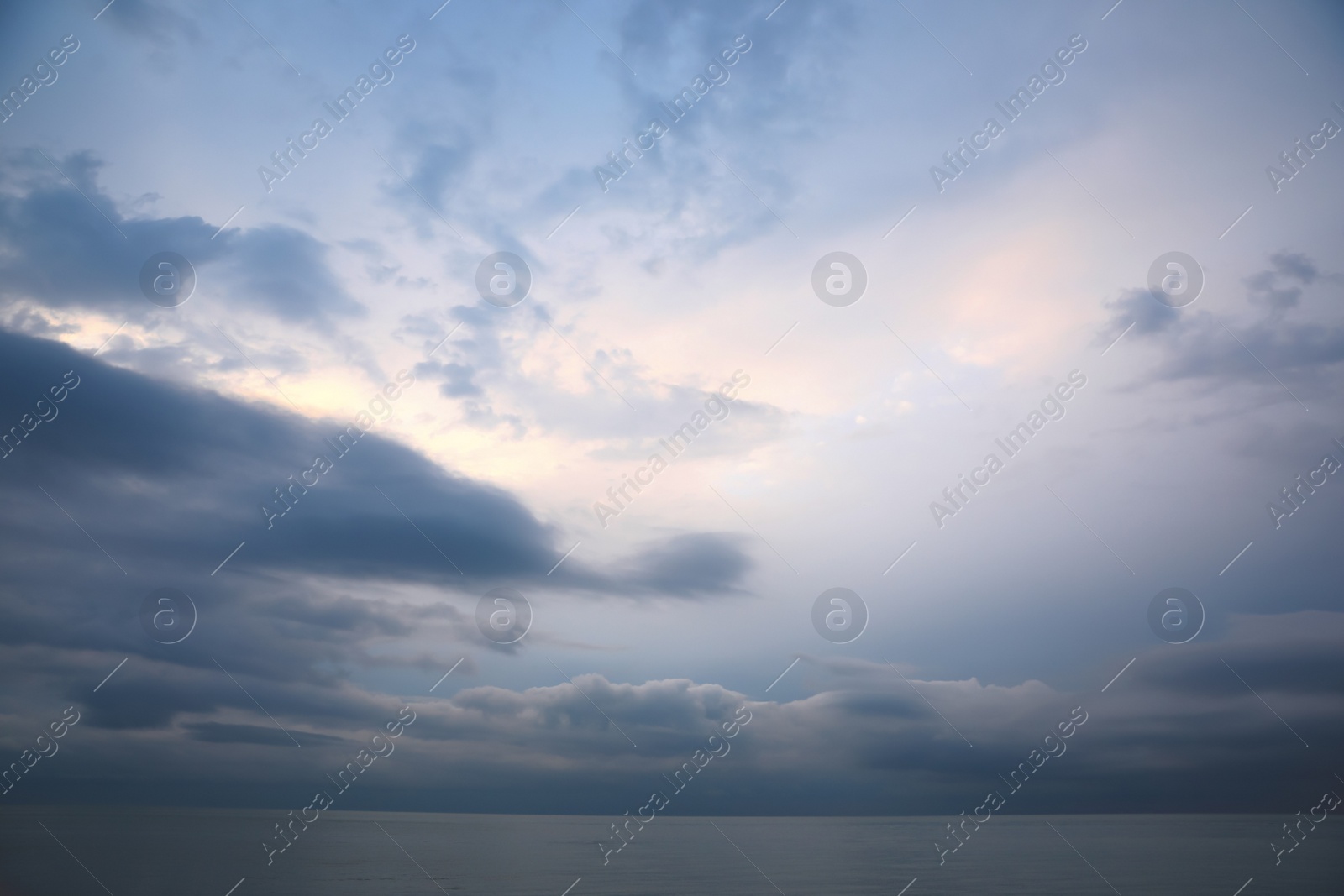 Photo of Picturesque view of beautiful sea and cloudy sky
