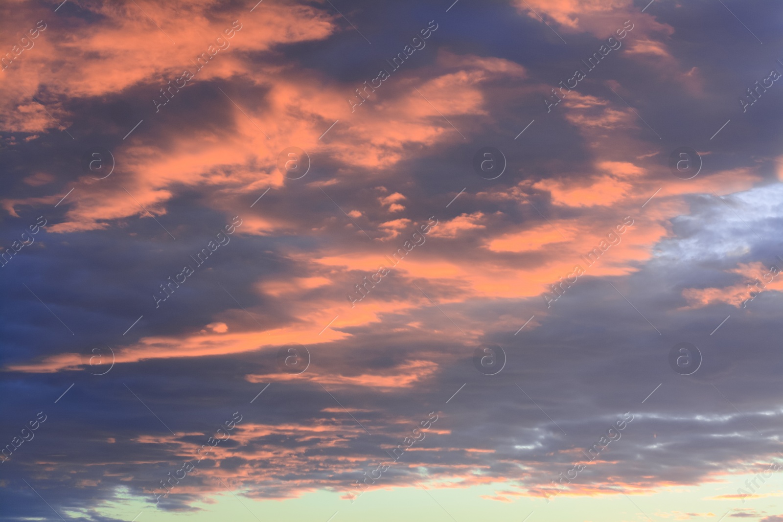 Photo of Picturesque view of beautiful sky with clouds at sunset