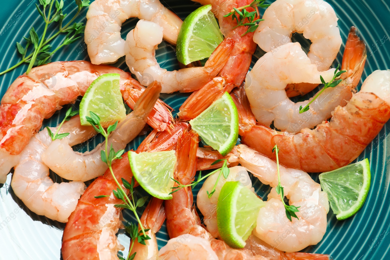 Photo of Plate with delicious shrimps, closeup