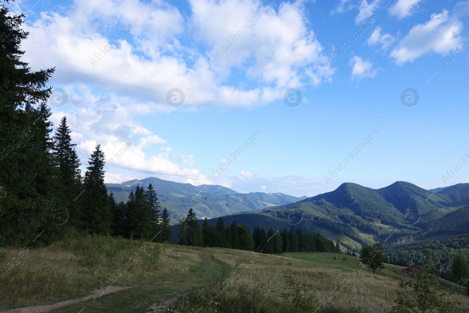 Photo of Picturesque view of mountain landscape in morning