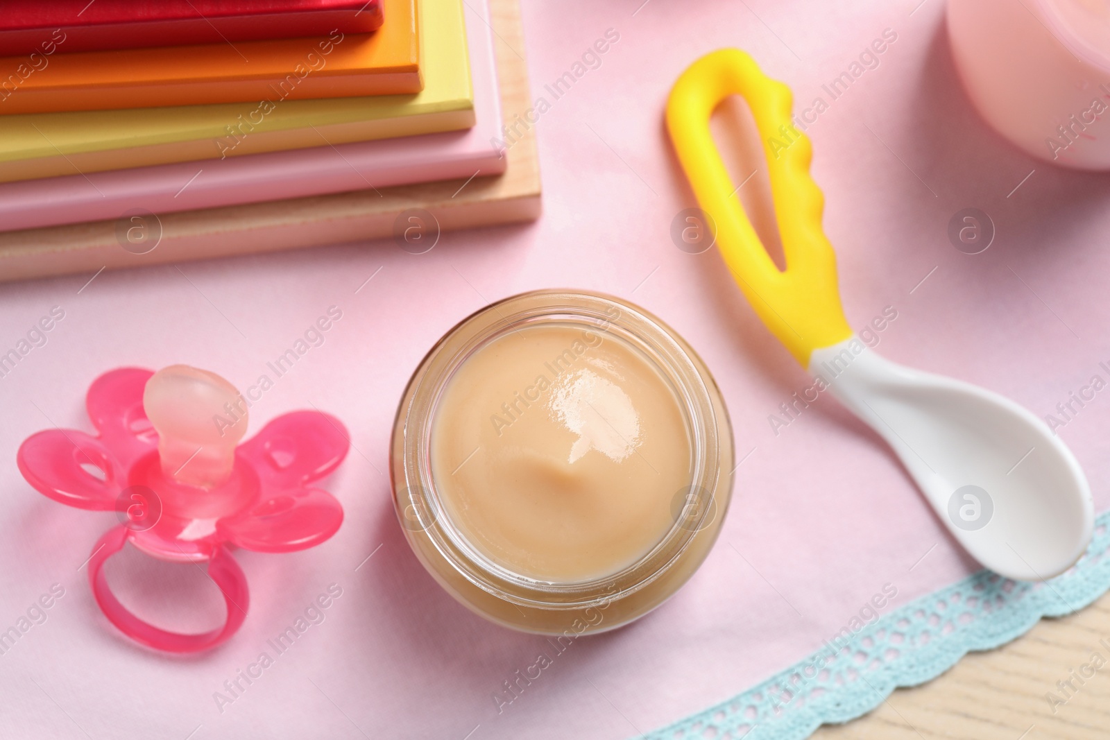 Photo of Flat lay composition with healthy baby food on table