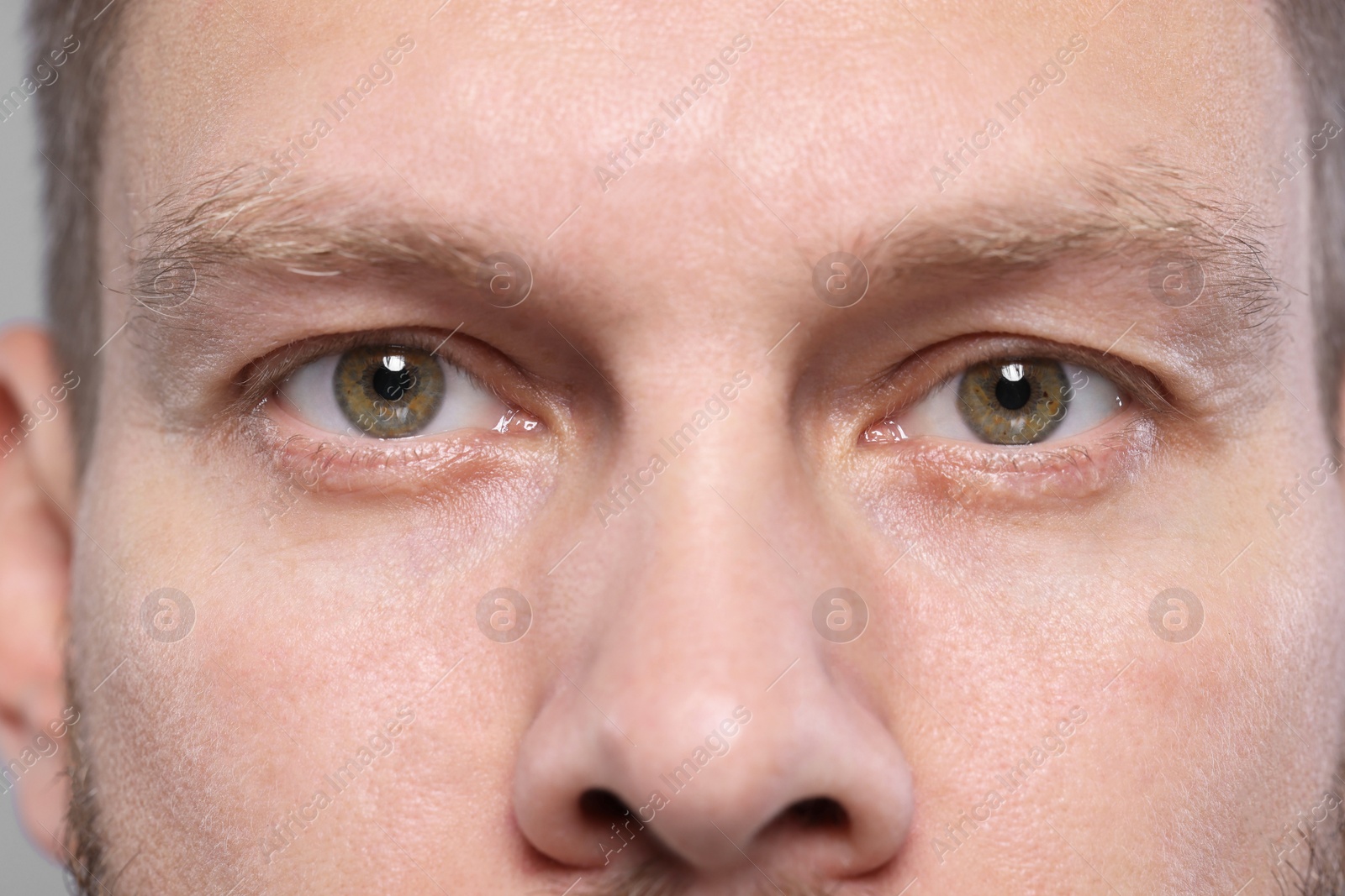 Photo of Closeup view of man with beautiful eyes