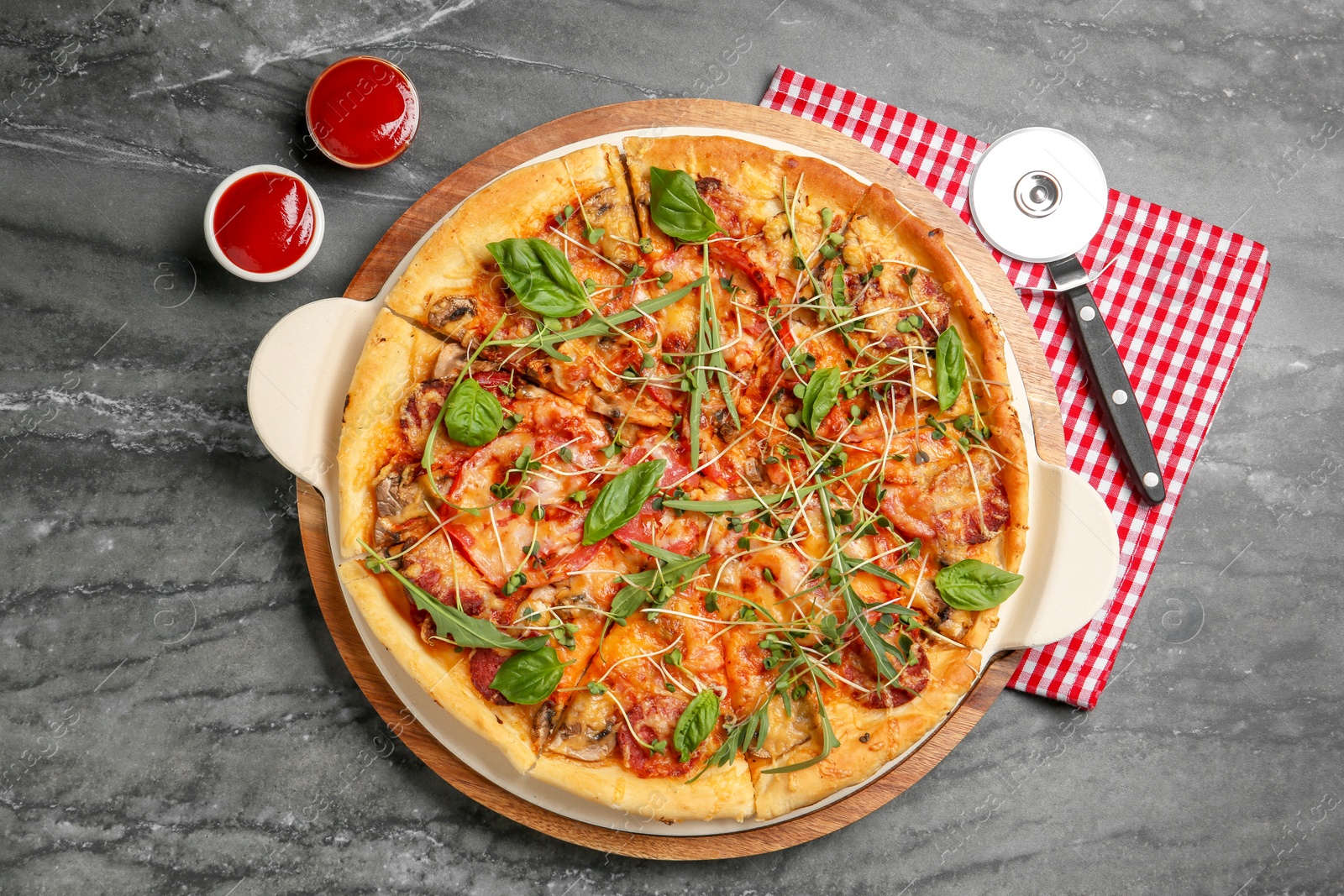 Photo of Flat lay composition with tasty homemade pizza on table