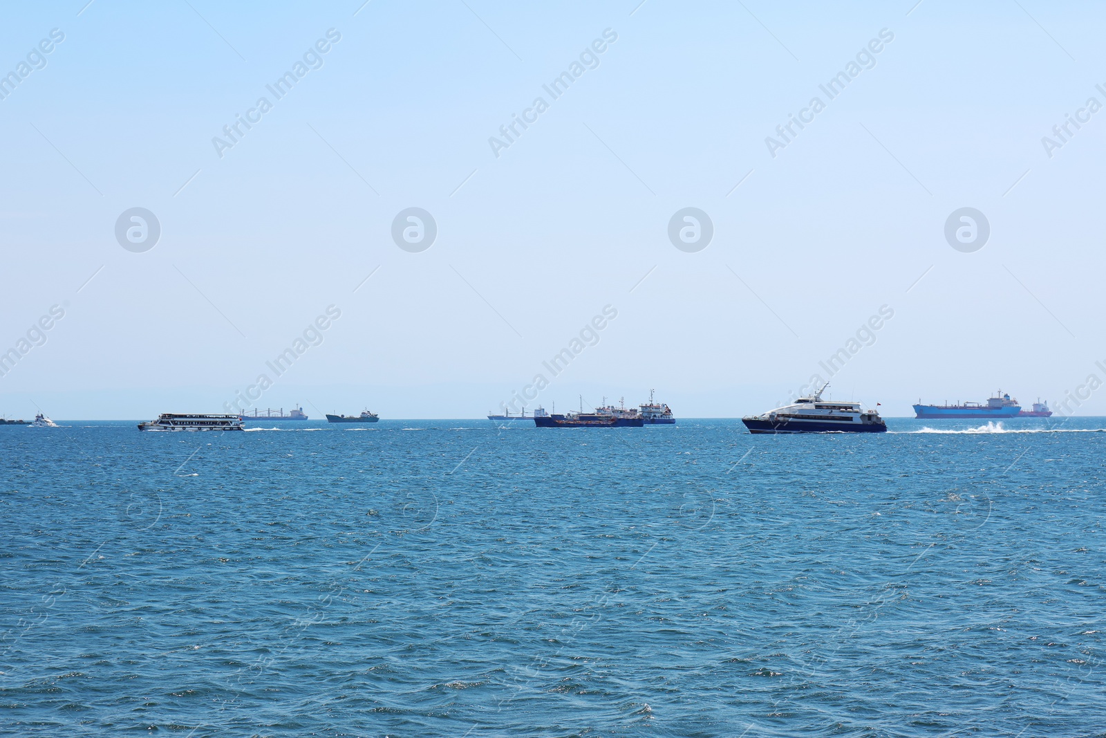 Photo of Beautiful seascape with vessels on sunny day